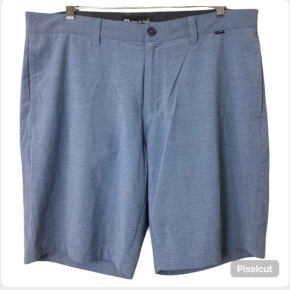 Travis Mathew Golf Shorts Men's Size 34 Light Blue Performance Stretch Excellent - Picture 1 of 12